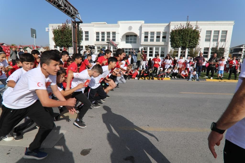 ERENLER’DE CUMHURİYET’İN 100. YILI COŞKUSU - Sayfa 8