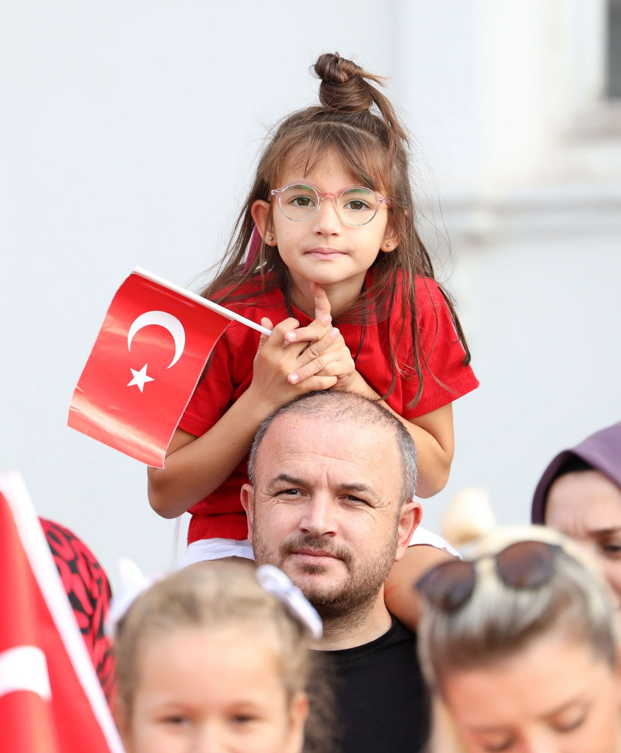 Başkan Yüce bayram coşkusuna ortak oldu: “Bu bayrak nice yüzyıllar gururla dalgalanacak” - Sayfa 8