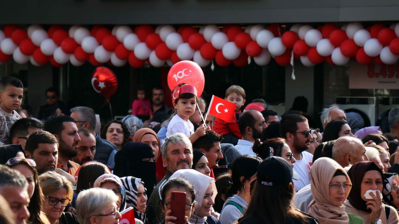 1923 Öğrenciden zeybek gösterisi - Sayfa 5