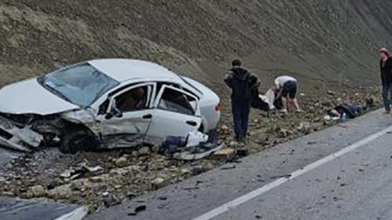 Burdur’da 3 araçlı zincirleme kaza: 5 yaralı