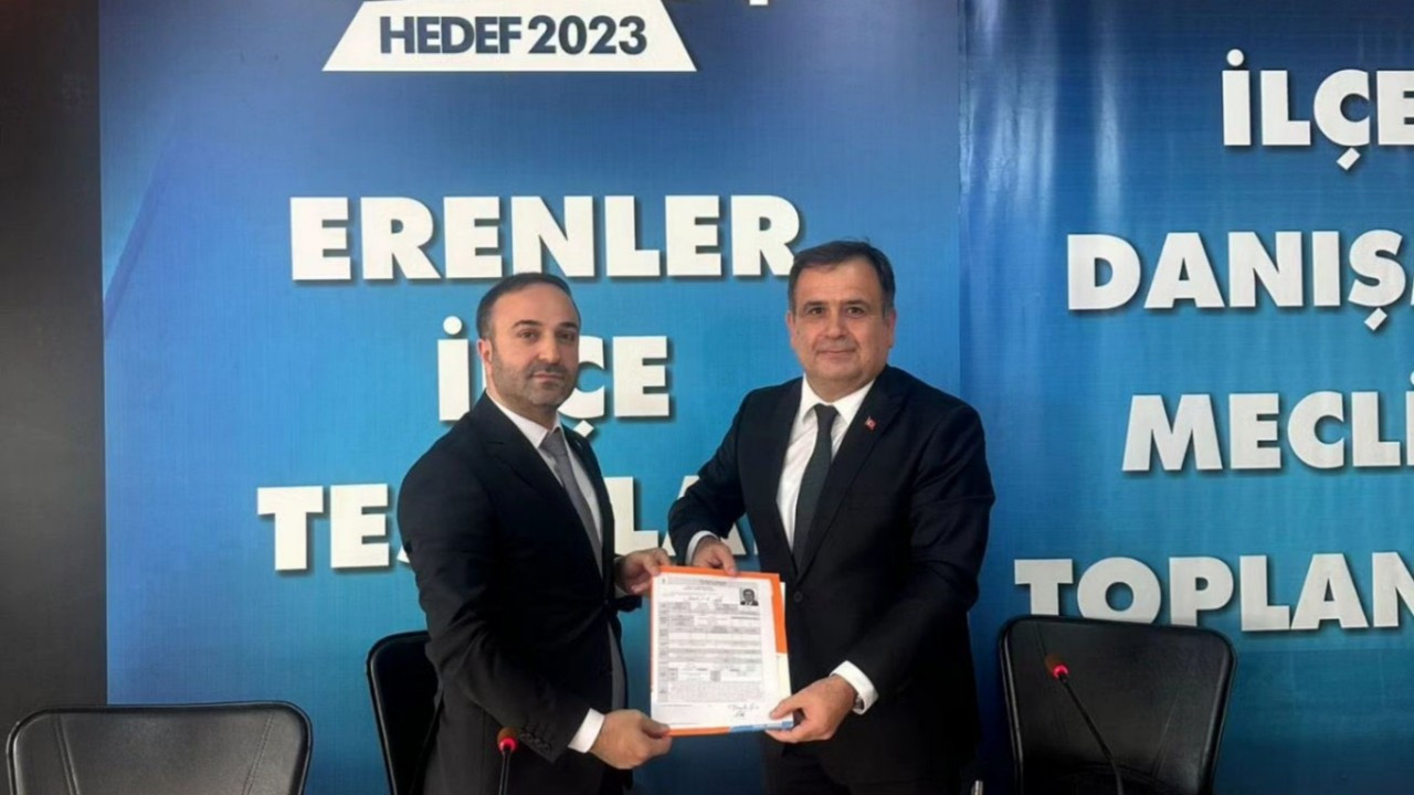 Necmettin Kırık Erenler Belediye Başkanlığı için aday adaylığı başvurusunu yaptı