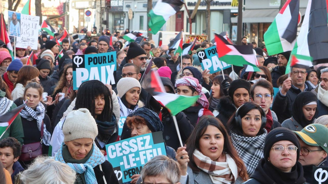 Fransa’da Filistin’e destek yürüyüşü - Sayfa 4