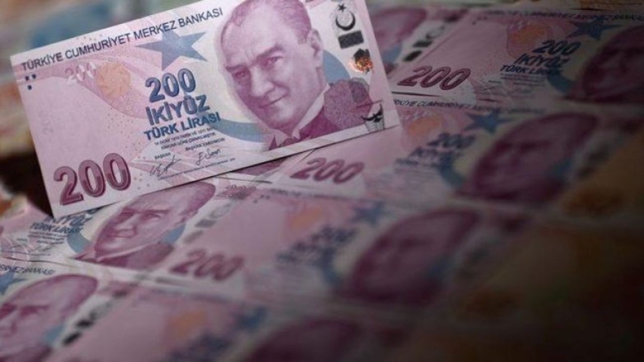 Yeni 200 TL banknotlar tedavüle giriyor