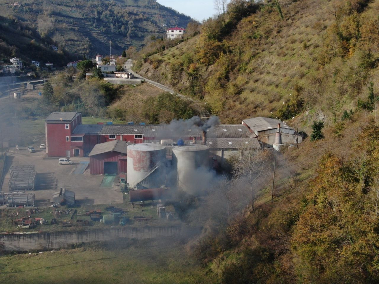 Bu ilçe hamsi kokuyor - Sayfa 6