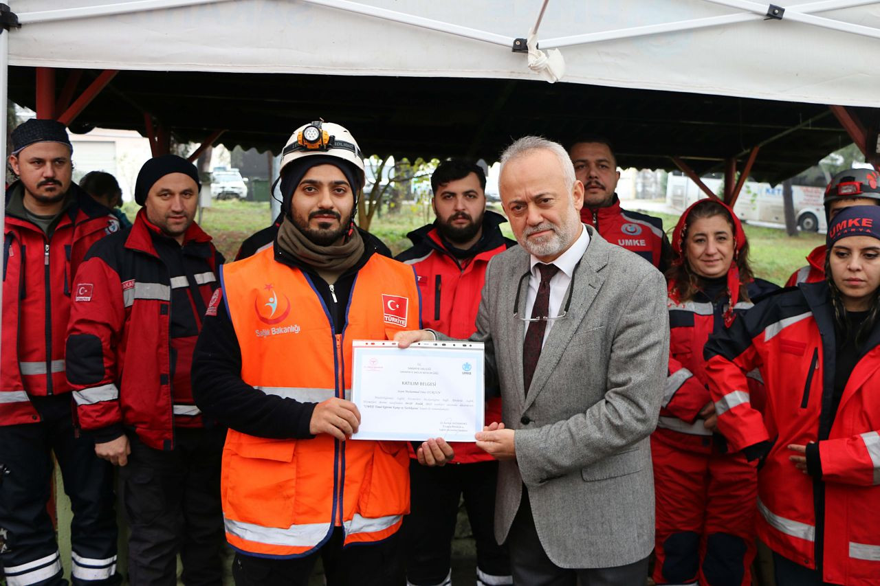 22 sağlık personeli UMKE’ye katıldı - Sayfa 8