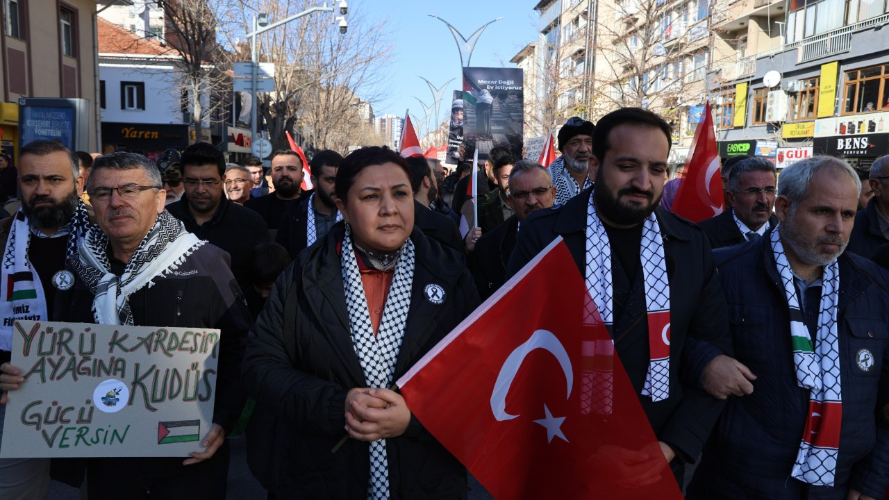 Kırşehir'de Filistin'e destek yürüyüşü düzenlendi