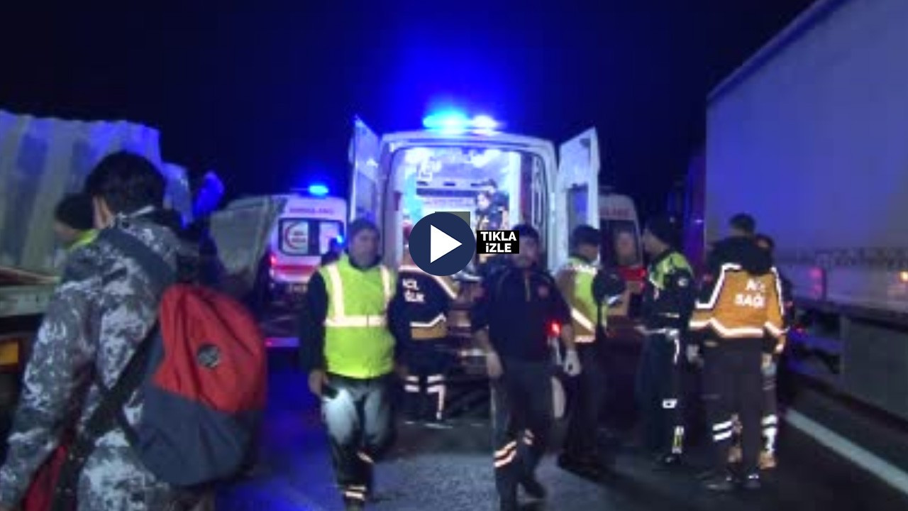Eyüpsultan'da yolcu otobüsü ile tır çarpıştı: 1 ölü, 31 yaralı