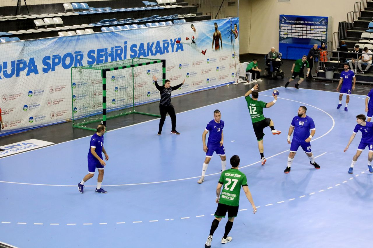 Büyükşehir Hentbol Türkiye Kupasında adını 4’lü finale yazdırdı - Sayfa 12