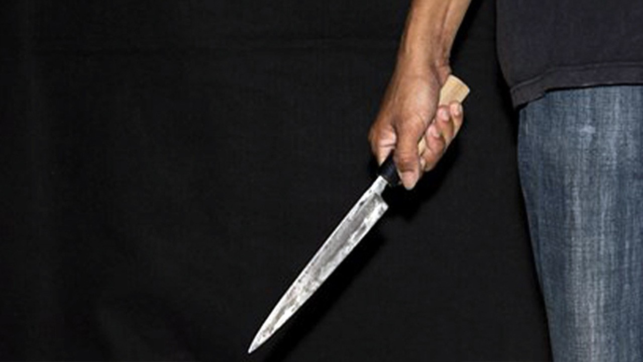 İzmir’de 17 yaşındaki çocuk “meyve bıçağıyla” öldürüldü