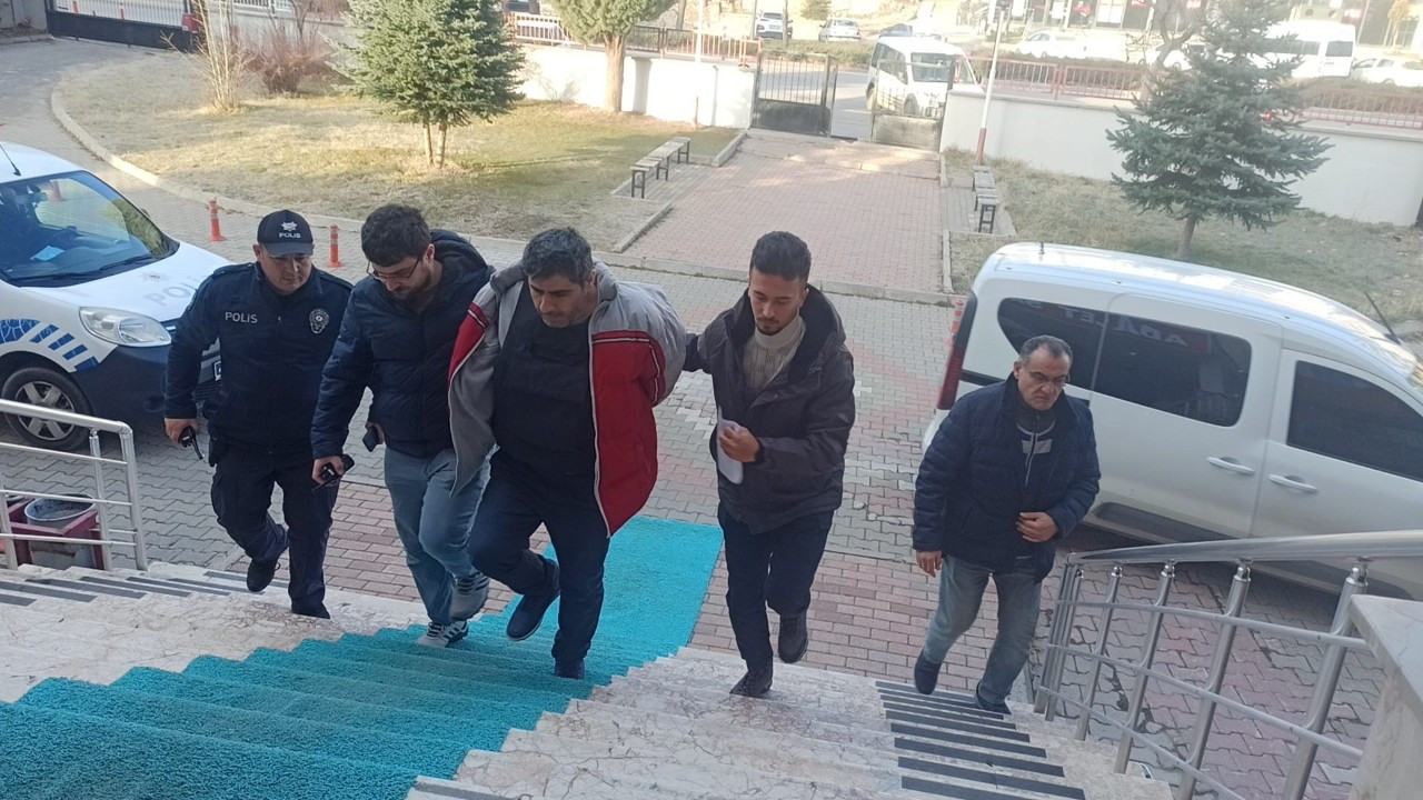 Konya'da eski eşini ve kızını öldüren sanık tutuklandı