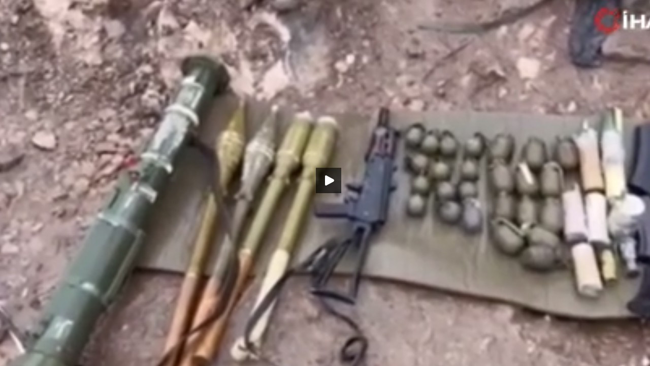 Pençe-Kilit Operasyonu bölgesinde teröristlere ait silah ve mühimmatlar ele geçirildi