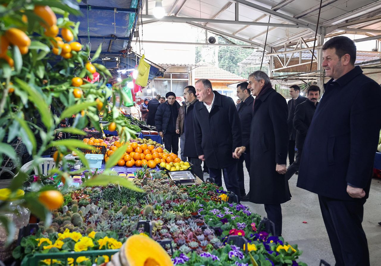 Yusuf Alemdar Akyazı esnafını ziyaret etti - Sayfa 8