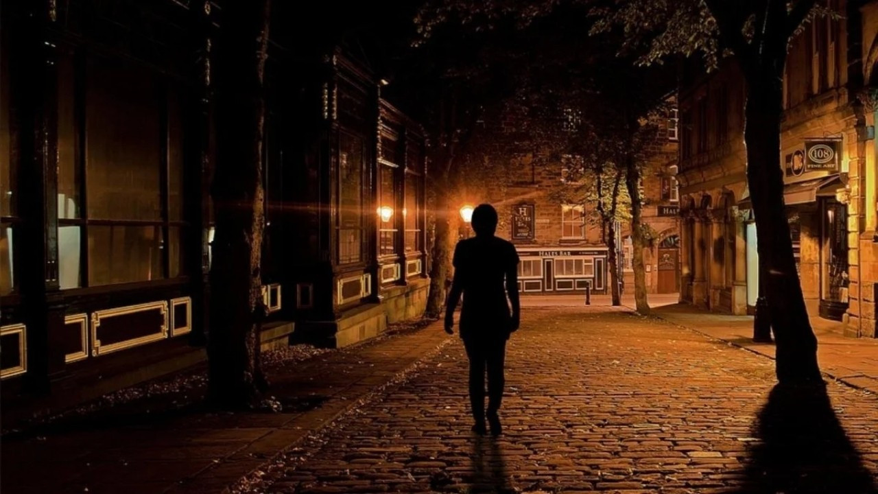 TÜİK paylaştı: Kadınlar gece yalnız yürürken ne kadar güvende hissediyor?