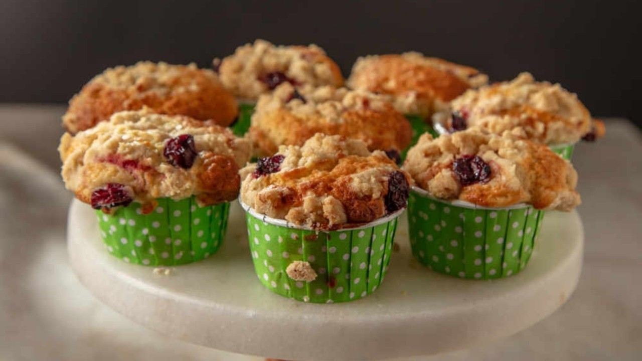 Arda'nın Mutfağı Vişneli Crumble Muffin I Vişneli Crumble Muffin nasıl yapılır?