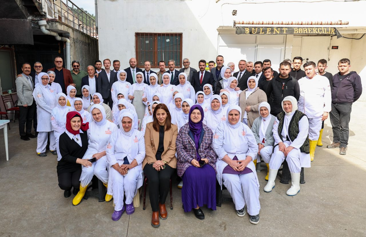 Başkan Adatı Yusuf Alemdar: “Taraklı yeni dönemde nice eser ve hizmetle buluşacak” - Sayfa 8
