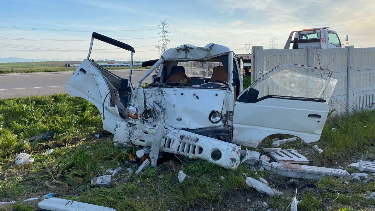Bandırma-Karacabey yolunda trafik kazası: 1 ölü, 1 yaralı