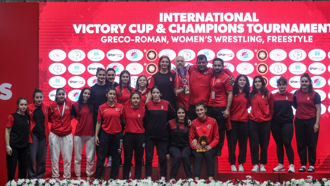 Uluslararası Şampiyonlar Turnuvası'nda Kadınlarda şampiyon Türkiye