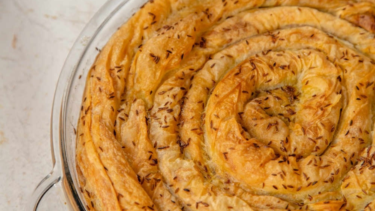 Arda'nın Ramazan Mutfağı Pastırmalı Humuslu Börek I Pastırmalı Humuslu Börek nasıl yapılır?