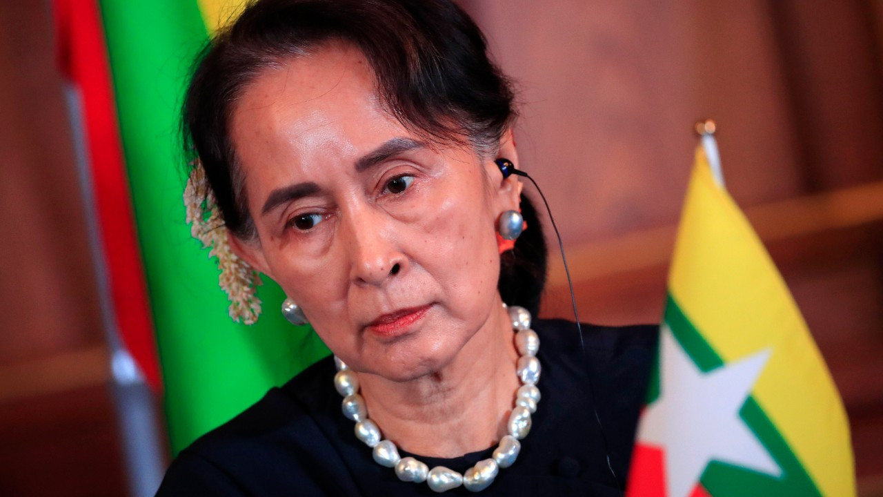 Myanmar’da devrik lider Suu Kyi ev hapsine alındı