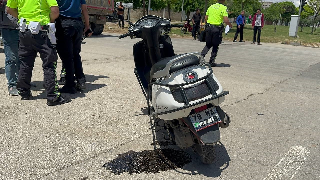 Kilis’te tır motosiklete çarptı: 1 ölü, 1 ağır yaralı