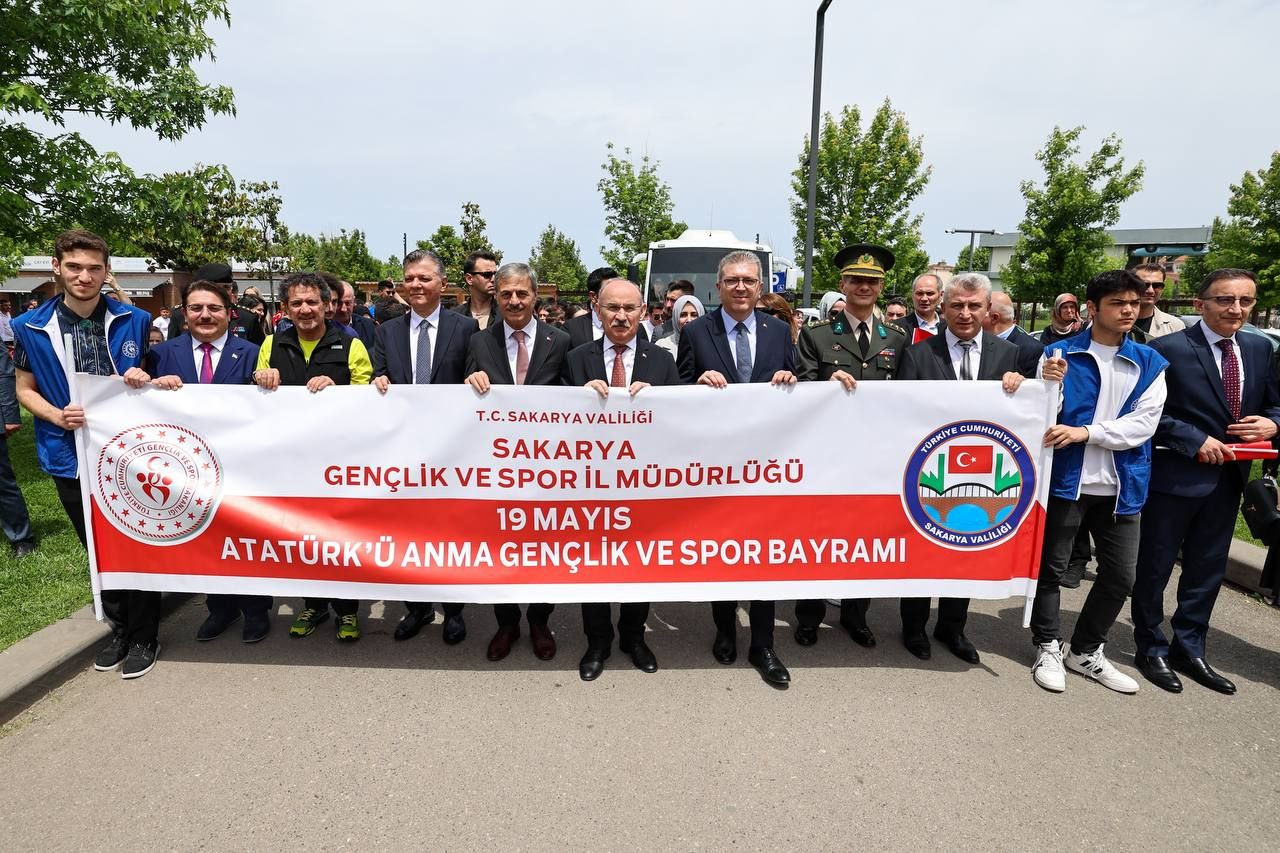 Başkan Yusuf Alemdar:“Gençlerimizin Her Zaman Destekçisi Olacağız” - Sayfa 17