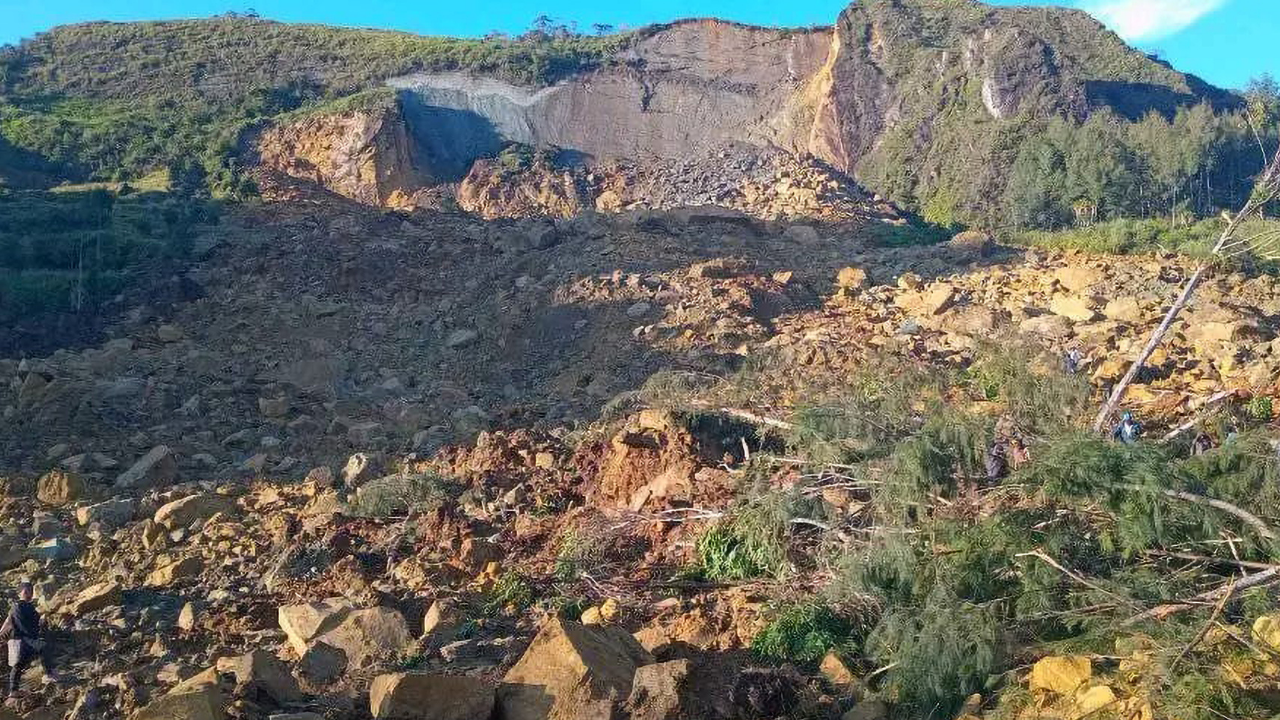 Papua Yeni Gine'de toprak kayması: 100'den fazla ölü olduğu tahmin ediliyor