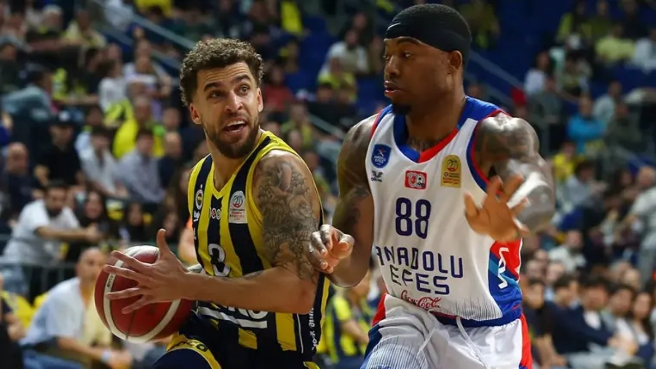 Fenerbahçe Beko - Anadolu Efes basketbol maçı canlı izle!