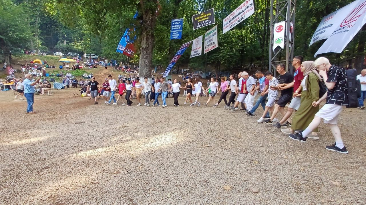 Çınarcık’ta 4. Karadeniz Şenlikleri Renkli Görüntülere Sahne Oldu - Sayfa 2