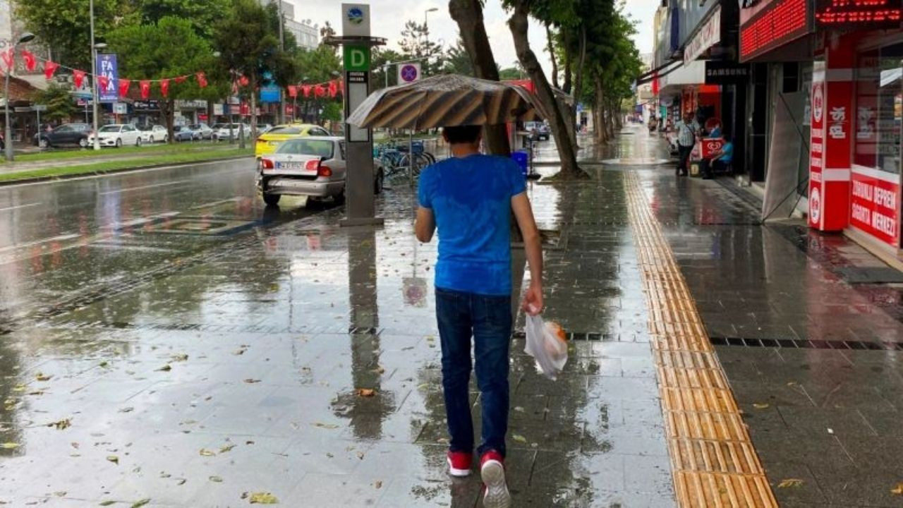 Beklenen Yağmur Geldi: Sakarya'da Yağış Başladı