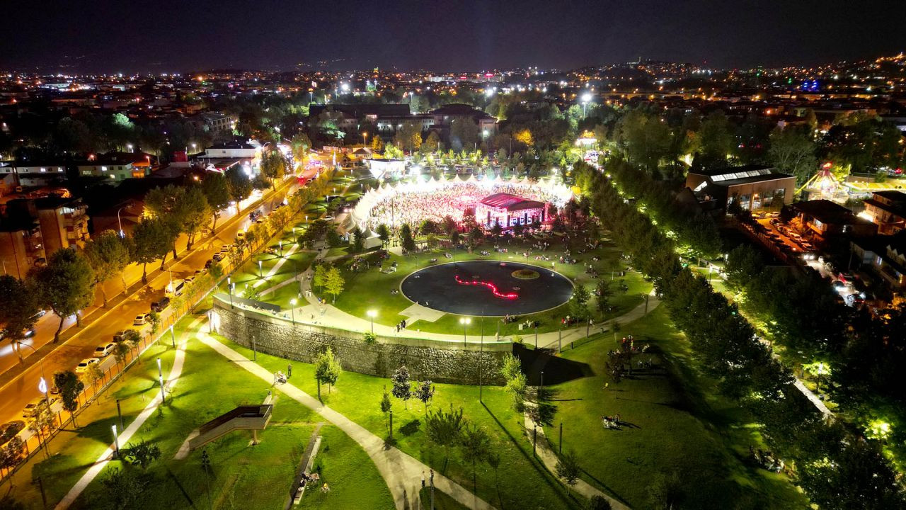 Yazın en büyük festivali şölen tadında başladı - Sayfa 5