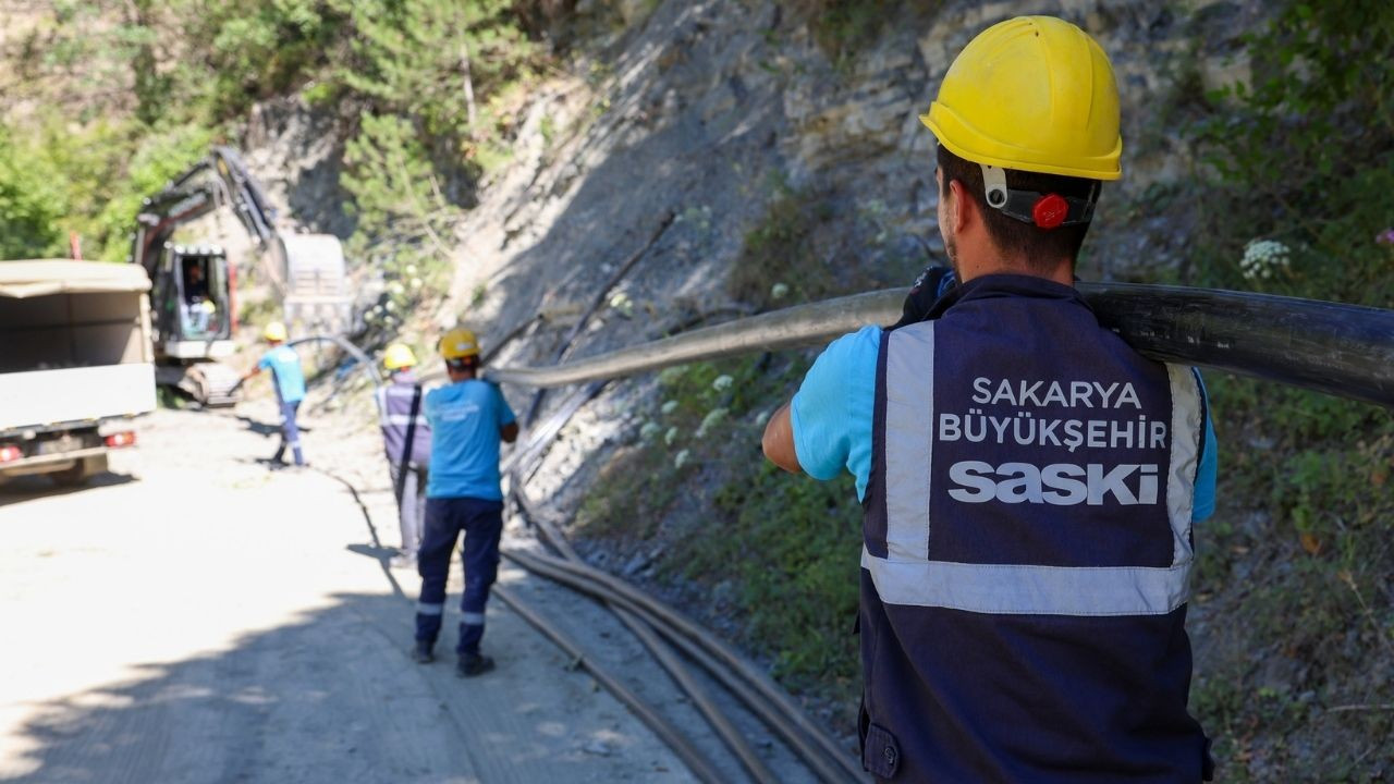 Geyve Saraçlı Mahallesi’nde Altyapı Hattı Yenileniyor