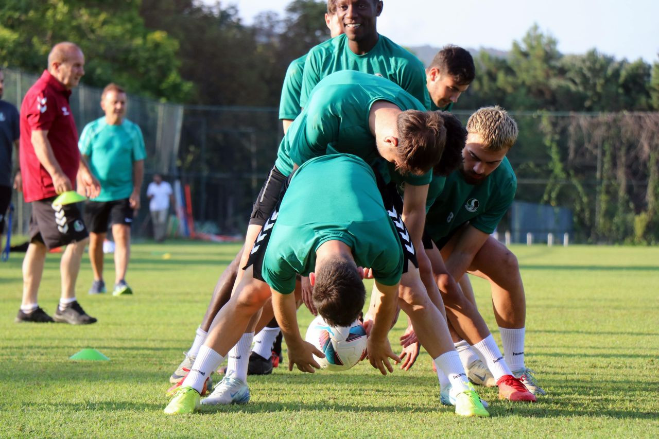 Sakaryaspor, Amedspor Maçı Öncesi Hazırlıklarını Yoğunlaştırdı - Sayfa 13