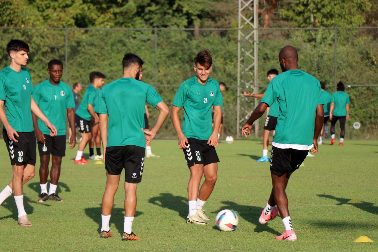 Sakaryaspor, Amedspor Maçı Öncesi Hazırlıklarını Yoğunlaştırdı - Sayfa 4