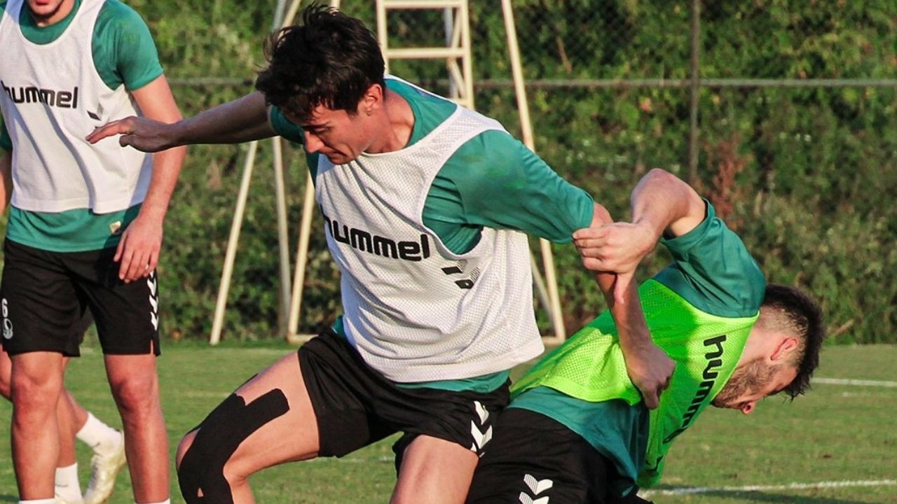 Sakaryaspor, Amed Maçının Hazırlıklarını Sürdürüyor