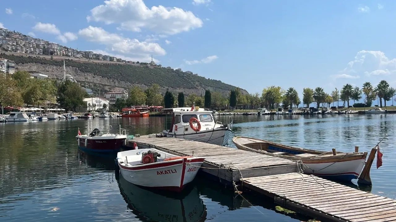 Komşudaki gemi yoğunluğundan, balıkçılar şikayetçi