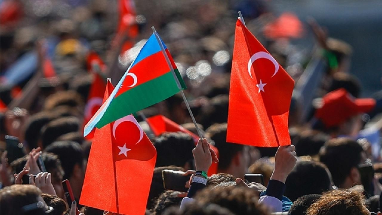 Azerbaycan’daki Türk Şehitliği'nde 30 Ağustos Zafer Bayramı Töreni