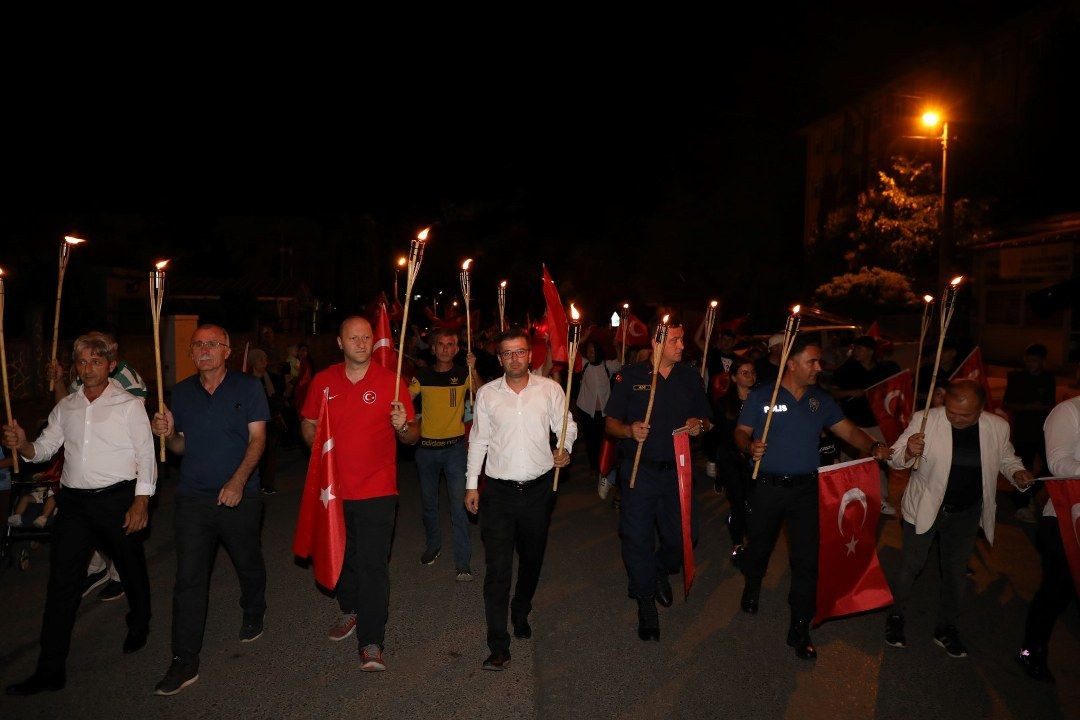 Ferizli Zafer Bayramının 102. Yılına Özel Fener Alayıyla Taçlandı - Sayfa 2