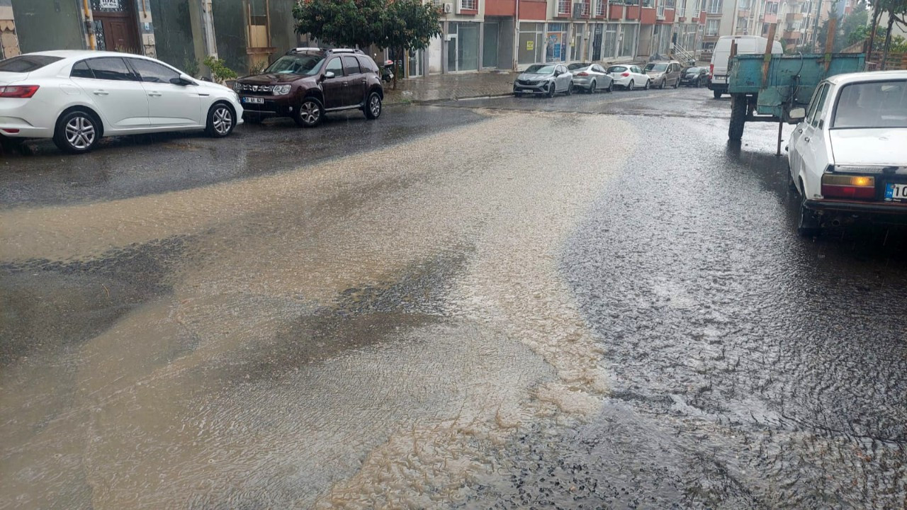 Tekirdağ'da sağanak yağış