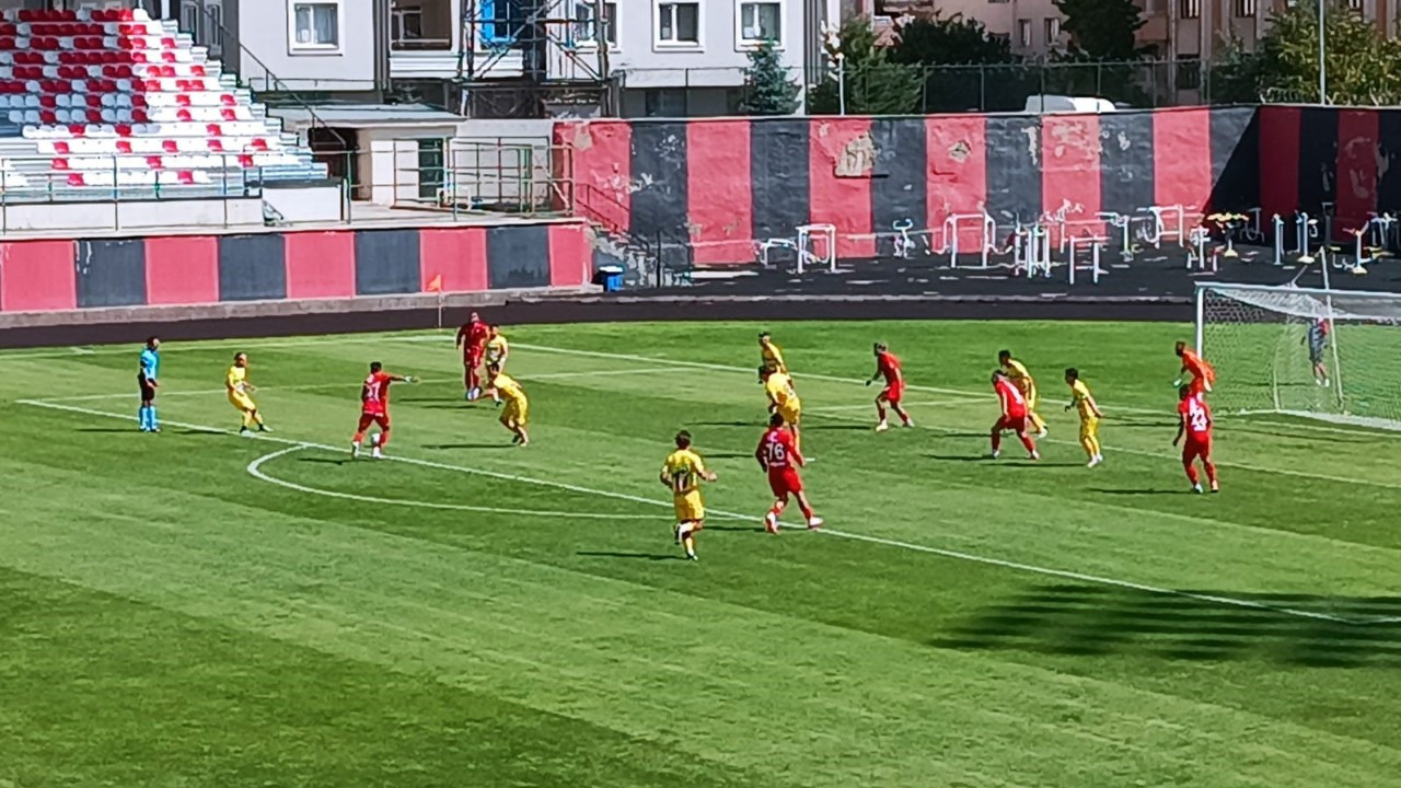 TFF 2. Lig: Vanspor FK: 2 - Belediye Derince Spor: 1