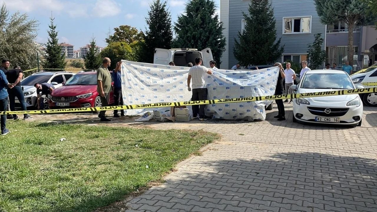 Eskişehir'de Kan Donduran Cinayet: Evlilik Yıl Dönümünde Öldürüldü