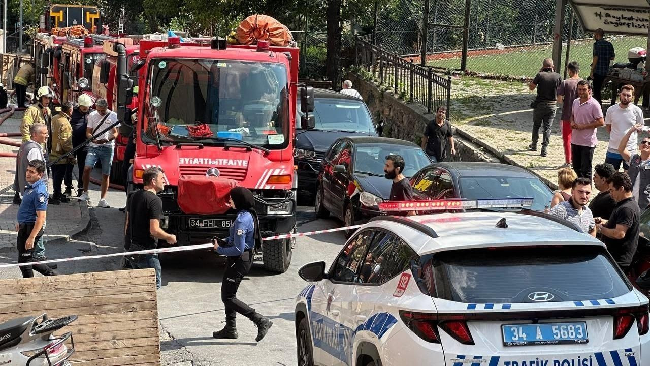 Şişli'de Plazanın Bodrum Katında Yangın Çıktı