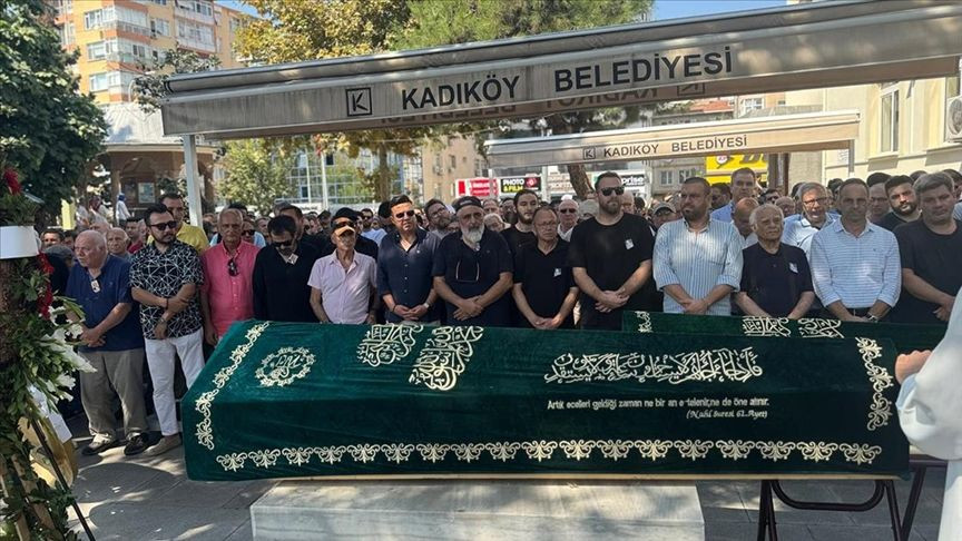 Türk Sanat Müziği’nin Usta İsmi Kamuran Yarkın’a Son Veda - Sayfa 1