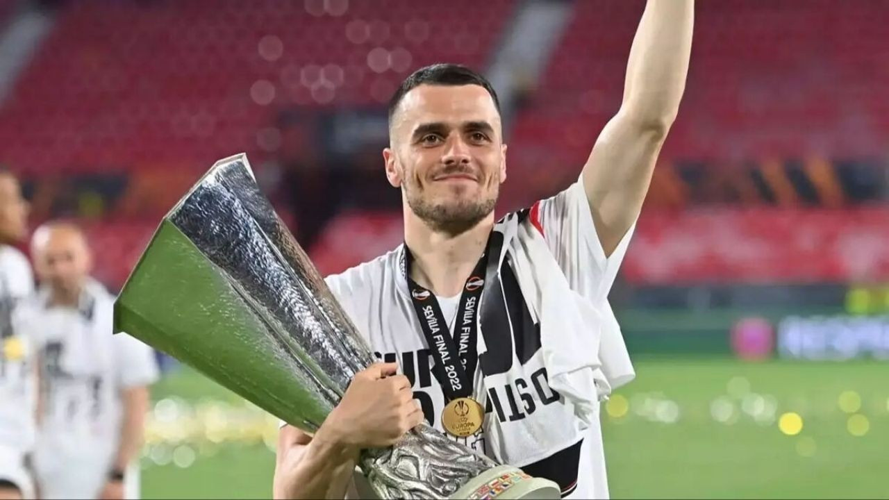 Galatasaray'da Kanat Operasyonu: Filip Kostic ile Anlaşma Tamam!