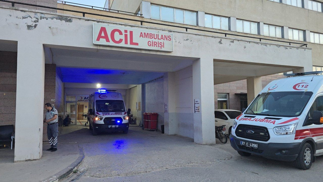 Gaziantep’te çarpışan 2 otomobilden biri takla attı: 4 yaralı - Sayfa 3