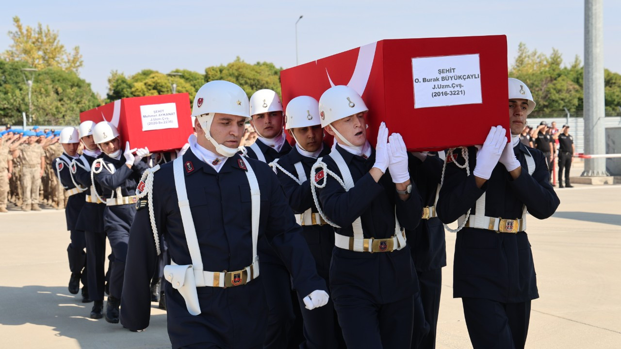 Tunceli’deki kazada şehit olan 4 asker memleketlerine uğurlandı