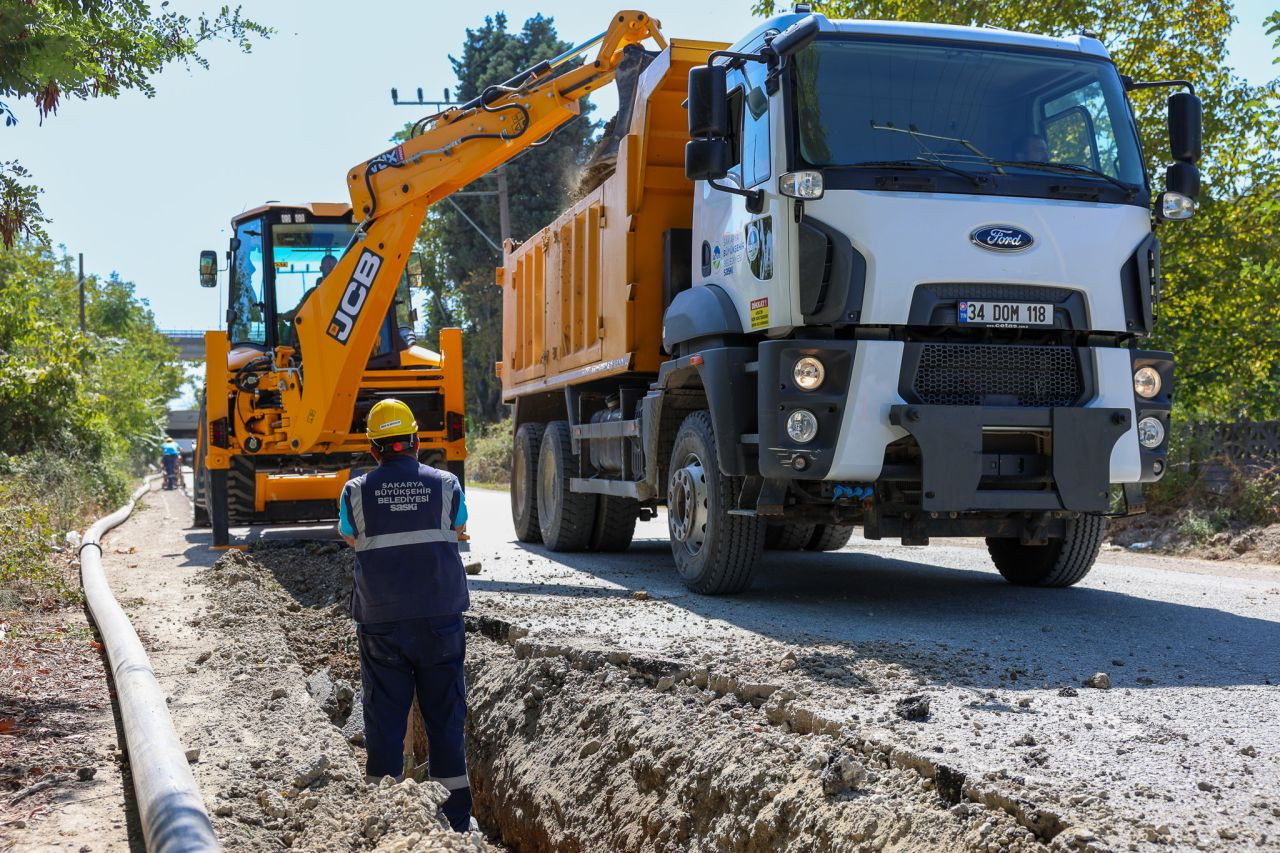 Büyükşehir o mahallelerin içme suyunu yerin altından çıkardı - Sayfa 1