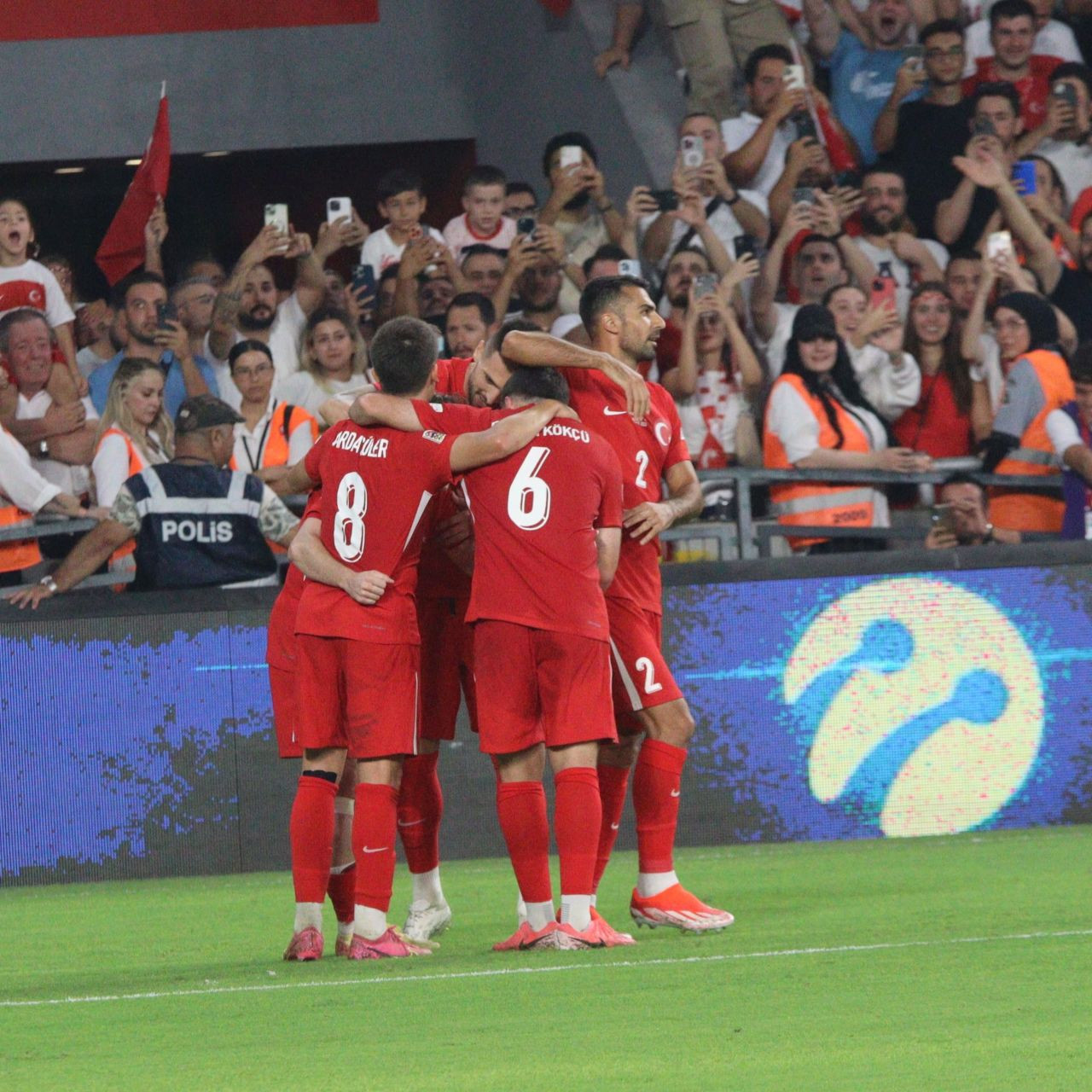 Kerem Aktürkoğlu’nun Şov Yaptığı Gecede Türkiye, İzlanda’yı 3-1 Mağlup Etti - Sayfa 6