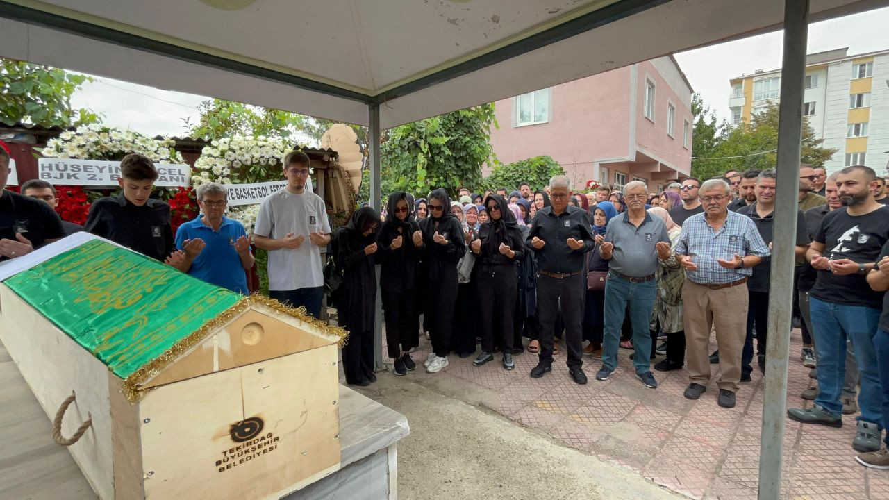 Milli basketbolcu İlkan Karaman gözyaşlarıyla son yolculuğuna uğurlandı - Sayfa 5