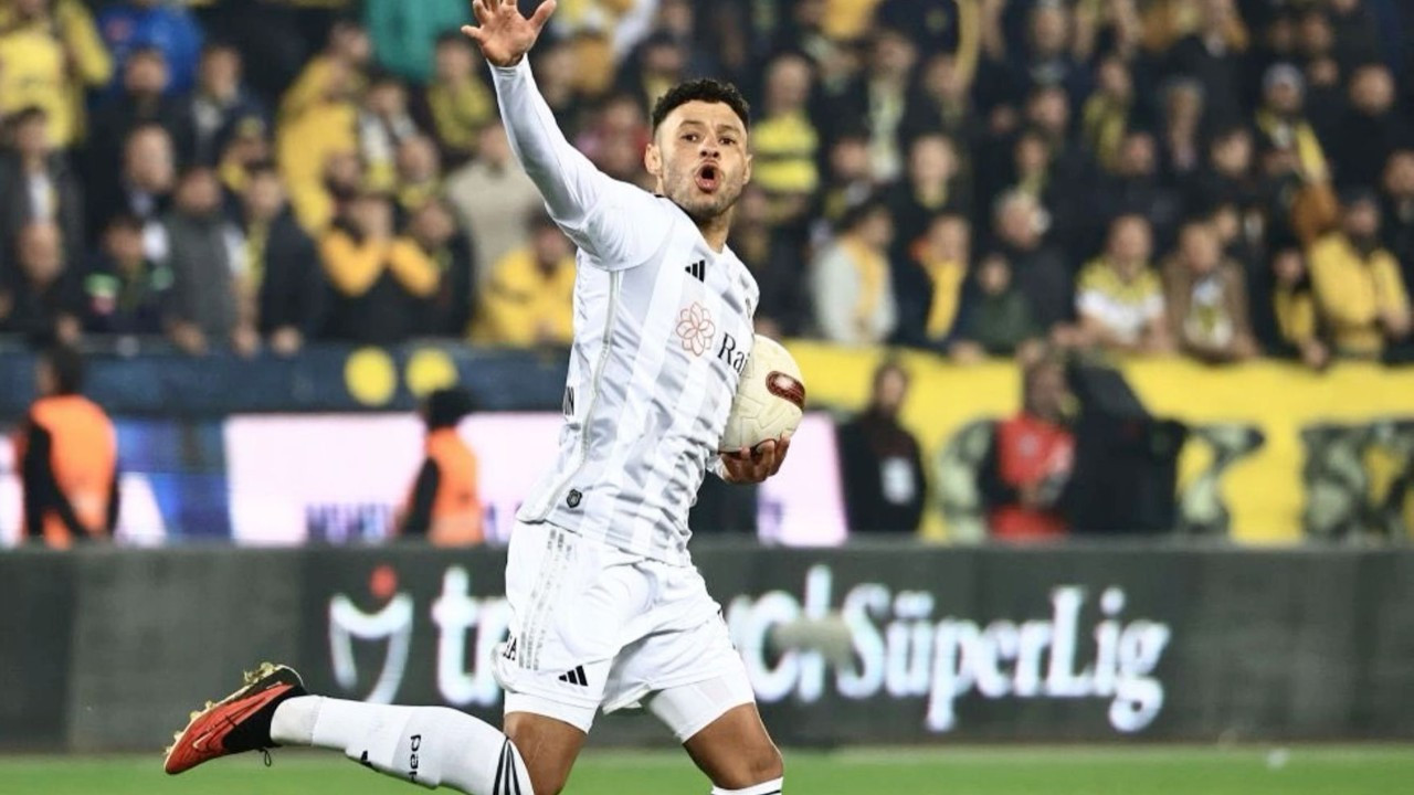 Alex Oxlade-Chamberlain Beşiktaş'ta Kalıyor: İki Teklifi Reddetti