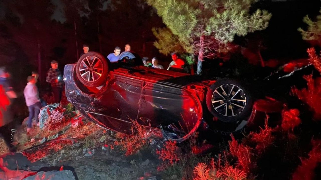 Takla Atan Araçtan Fırlayan Sürücü Ağır Yaralandı